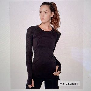 Swiftly tech long sleeve crew size 8